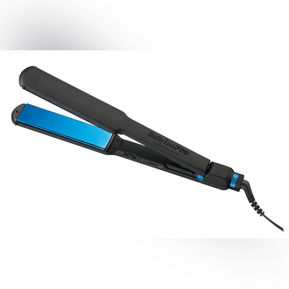 Babyliss Limited Edition Black and Blue Nano Titanium Flat Irons - Picture 2 of 2